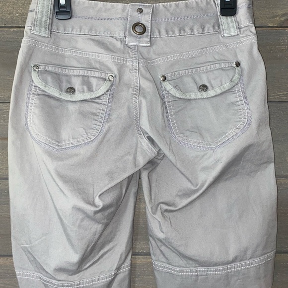 ATHLETA CARGO STYLE SHORTS. Size 2 - Picture 2 of 7